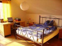 zweites Schlafzimmer Bild 1: Ferienwohnung Blender in Ludwigshafen